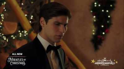 It's funny he would hold on to - Meet Me at Christmas