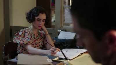 It's German for "I am sorry." - The Last Tycoon