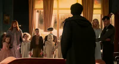 Its getting dark. - Miss Peregrine's Home for Peculiar Children