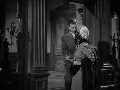 It's getting pretty late, dear.
You must be tired. - The House on Telegraph Hill
