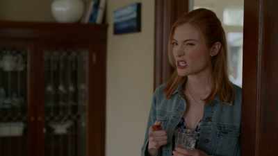 It's Giggoblog, - Aurora Teagarden Mysteries: Something New