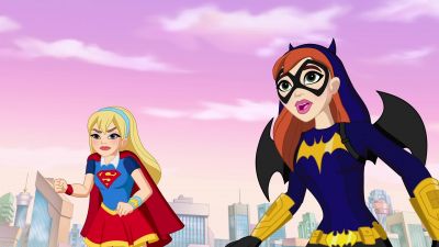 It's going to blow - DC Super Hero Girls: Super Hero High