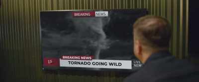 It's going to hit the
geomagnetic fields, - Monsternado