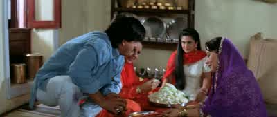 It's going to open. - Dilwale Dulhania Le Jayenge