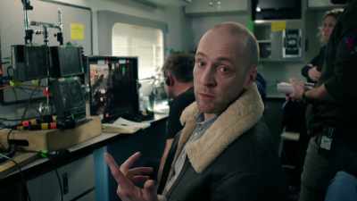 It's going well, so the idea here is to
create a connection - Derren Brown: Sacrifice