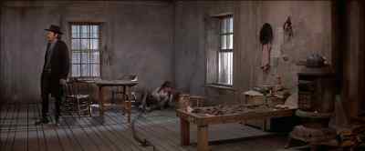 It's gonna be a loose rope
and a long drop. - Pat Garrett & Billy the Kid
