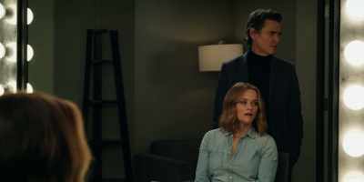 - It's gonna die down soon.
- Why? We don't want it to die down. - The Morning Show