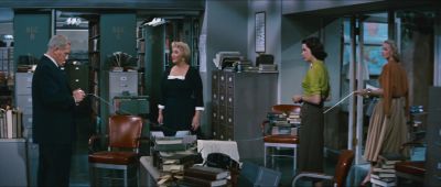 It's gonna take a moving van to get me out of here - Desk Set