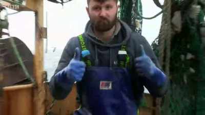 It's good. Good haul. - Cornwall: This Fishing Life