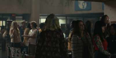 -It's so good to see you two!
-It is a divorced woman - Mrs. America
