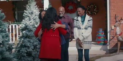 - It's so good to see you!
- Hello, Momma. Hi, Dad. - Christmas with a Kiss