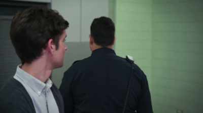 - It's so good to see you.
- Oh, I hate you both. - Guest House