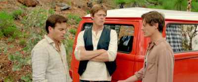 - It's got to be full-blown intercourse.
- Oh, for fuck's sake! You do it, David. - A Few Less Men