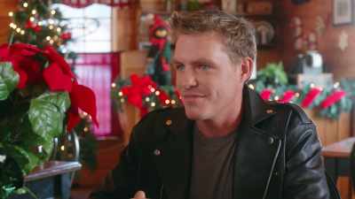 It's got to be
on there somewhere, - Christmas Love Letter