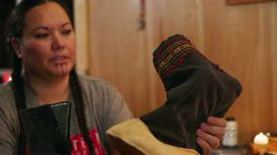 It's got moose hide bottoms,
canvas uppers, and it's lined. - Life Below Zero: First Alaskans