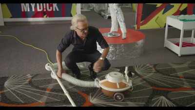 It's got the wide-gauge hose - Lunatics
