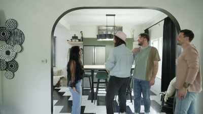 -It's grand.
-[Landon] Looks so good. - Down Home Fab