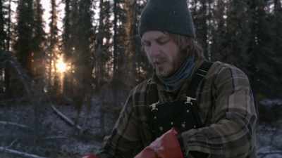It's hard to get a clean
hole and just chop it with - Life Below Zero: Next Generation