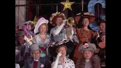 It's her. I promise you,
it's her. - The Prince and the Showgirl