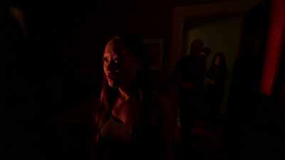 It's her. - Presence