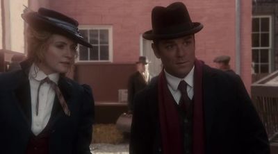 It's her. - Murdoch Mysteries