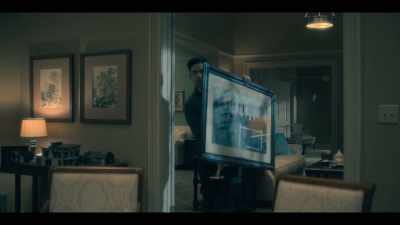 It's here. - The Haunting of Hill House