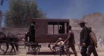 It's him. That's Bill Doolin. - Cattle Annie and Little Britches