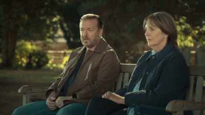 - Its him.
- Yes, let's go. - After Life