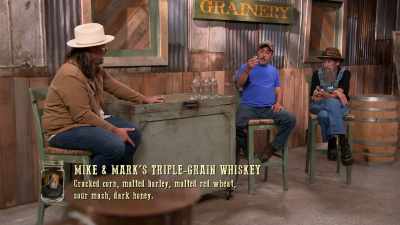 It's so honey forward, - Moonshiners: Master Distiller