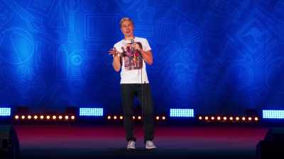 It's horrific, isn't it?
You're like two potatoes fighting. - Russell Howard: Recalibrate