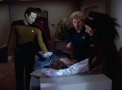 It's Ian! Hurry! - Star Trek: The Next Generation
