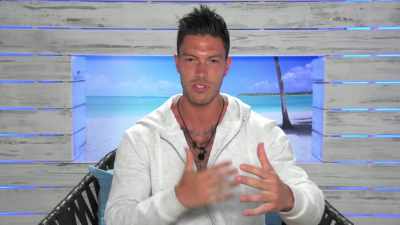 It's... I'm just not
feeling it, like, - Love Island