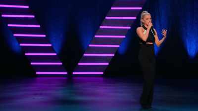 It's important to me
that me and my audience - Iliza Shlesinger: Unveiled