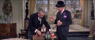 It's important that these apples
are kept here all the time. - Pocketful of Miracles