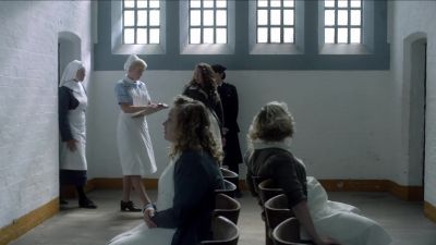 It's important that you rest
from now on. - Call the Midwife