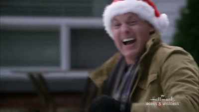 It's in the garage. - Christmas Homecoming