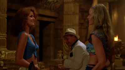 It's incredible, and this... - Gold of the Amazon Women