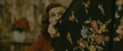 It's incredibly beautiful.
- Do you like it? - Into the Darkness
