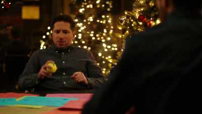 It's interactive! I see that,
I want that! Yes, that! - Mom's Christmas Boyfriend