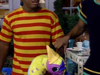 It's... It's... It's him. - The Fresh Prince of Bel-Air