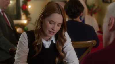 It's... it's tough. - 'Twas the Text Before Christmas