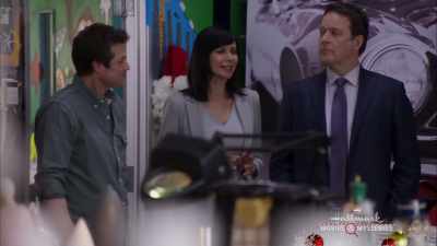 It's jumbled and exciting
and messy. - Christmas in the Air