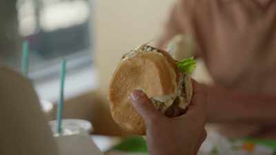 It's just a classic burger, - Evolving Vegan