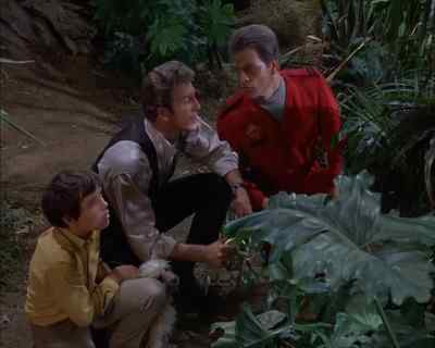 It's just a letter. - Land of the Giants