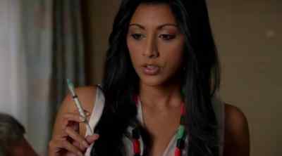 It's just a little pinch. - Royal Pains