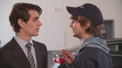It's just, like, really
not cool to be seen with you, - Welcome to Flatch