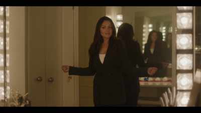 It's just like
the outfit that I wore - Catch Me If You Claus
