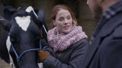 It's just that my dad
used to talk to the cows, - Christmas a la Mode