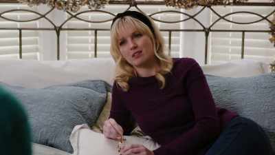 It's just something he said
that's been playing on my mind. - Christmas Lover's Anonymous