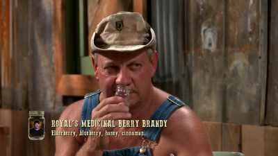 It's, kinda, caramelly
smelling and fruity
at the same time. - Moonshiners: Master Distiller